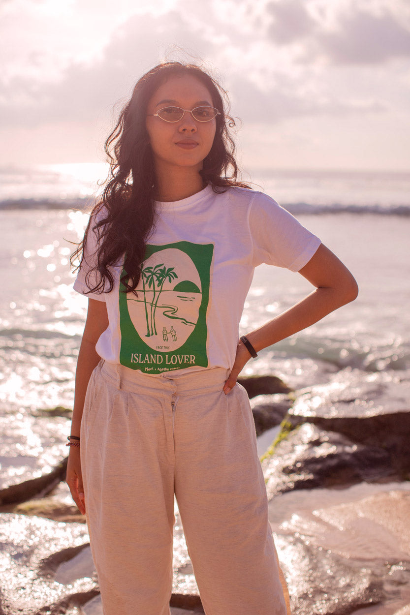 agathe-marty-face-this-t-shirt-sweater-web-8.jpg